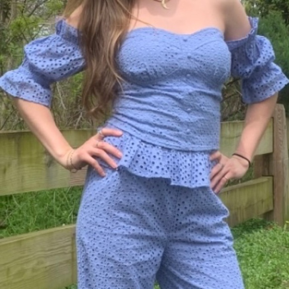 Anglaise Off Shoulder Top with Puff Sleeves Gaga Blue Small